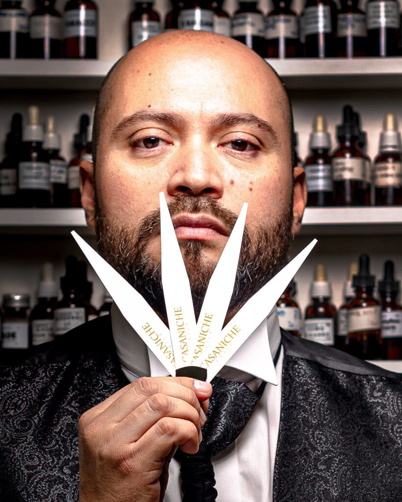 Maximiliano cifuestes perfumista